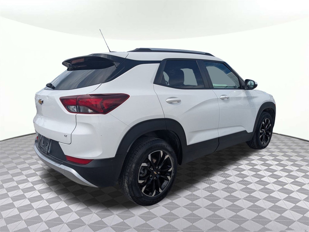 2023 Chevrolet Trailblazer LT photo 3