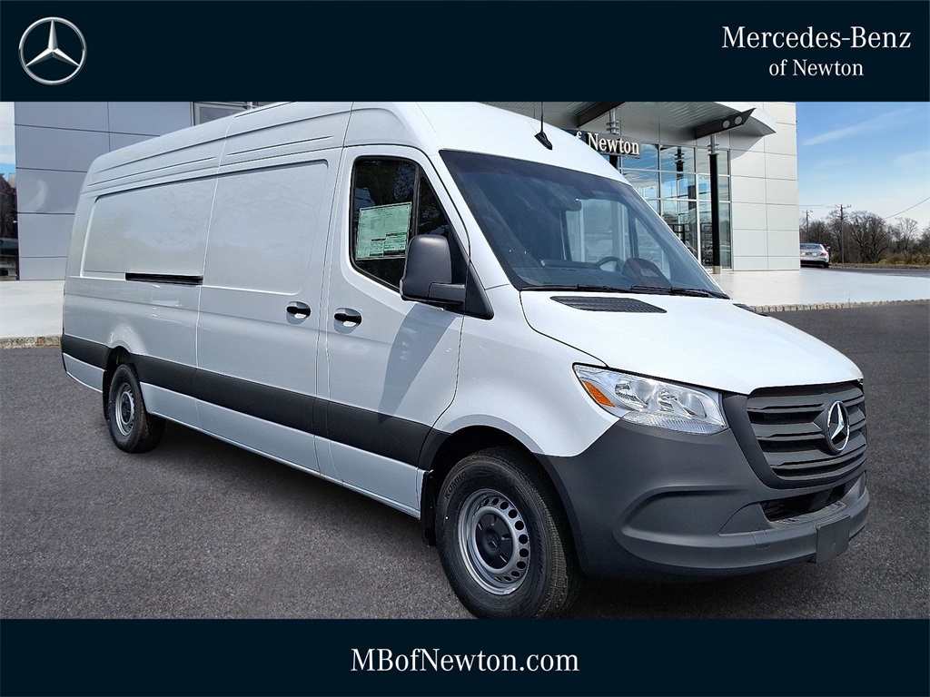 2025 Mercedes-Benz Sprinter Cargo Van Base's photo