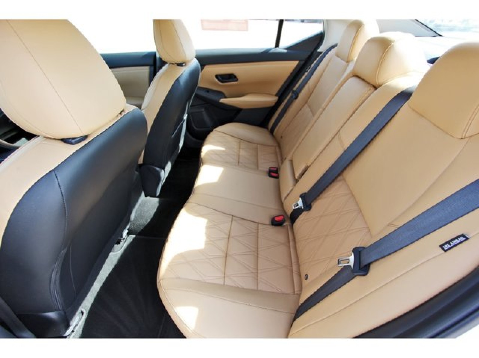 2025 Nissan Sentra SV - 10