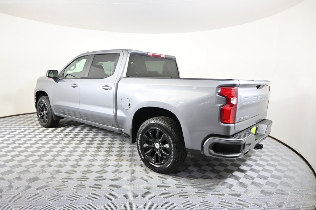 2021 Chevrolet Silverado 1500 RST photo 4