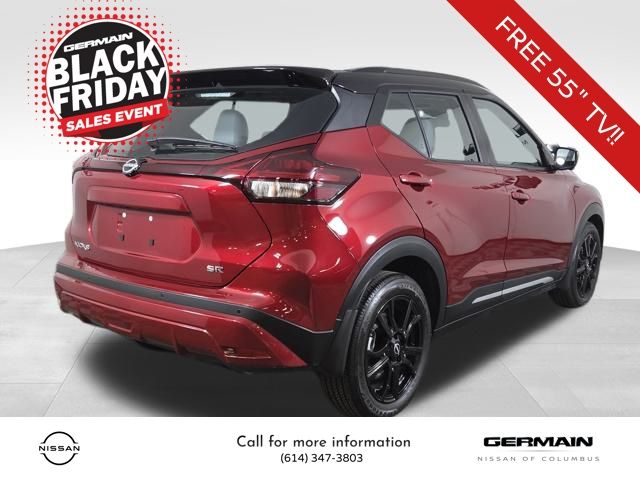 2023 Nissan Kicks SR photo 2