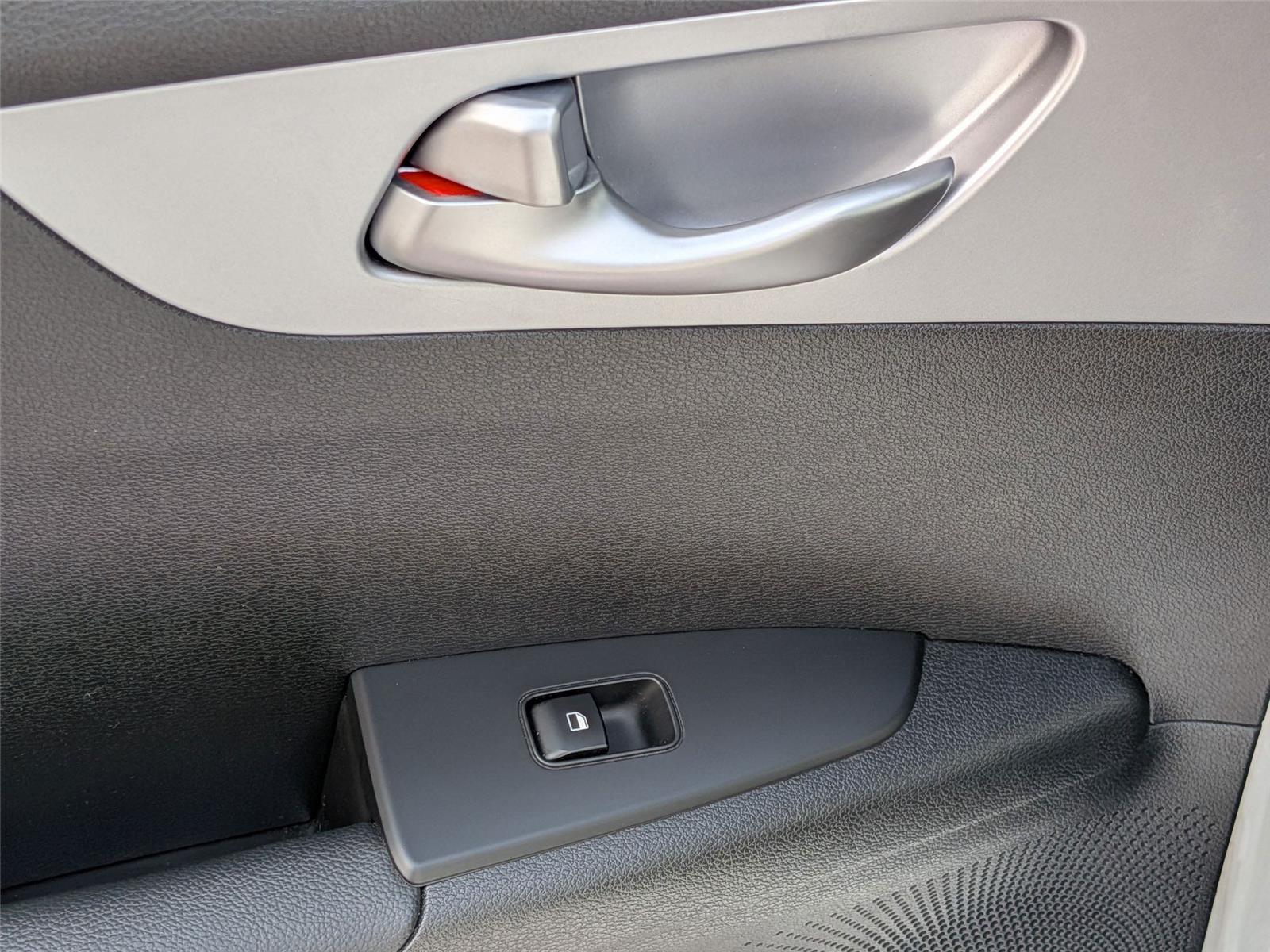2023 Kia Forte LXS photo 26
