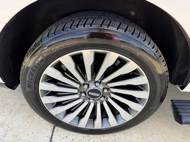 2019 Lincoln Navigator Reserve photo 26