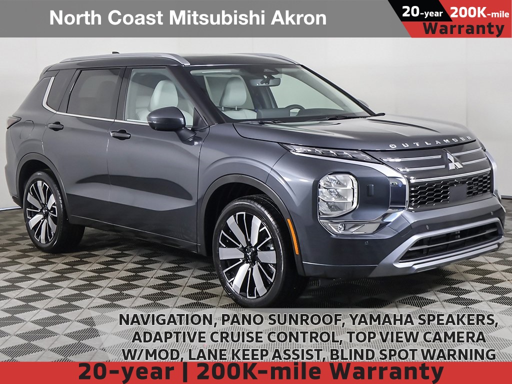 2025 Mitsubishi Outlander SEL's photo