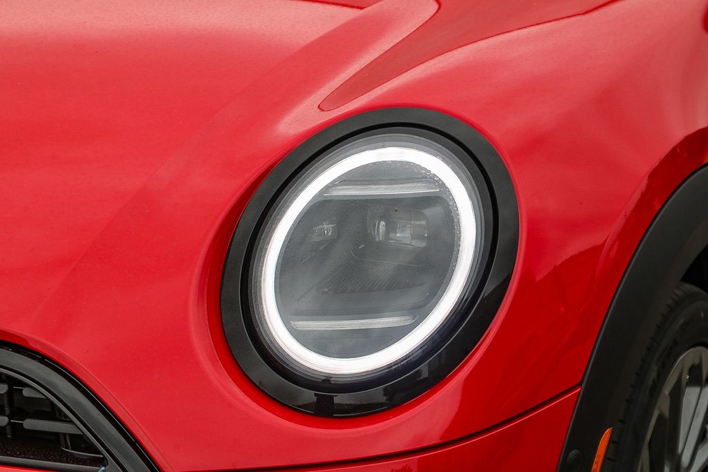 2025 Mini Cooper Signature photo 4