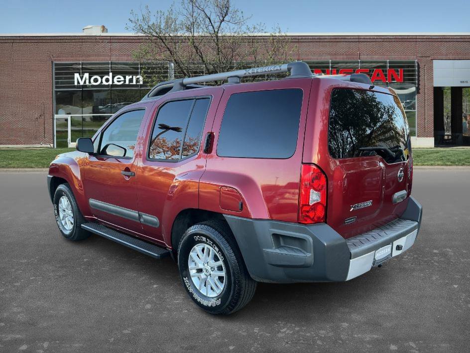 2014 Nissan Xterra S photo 2