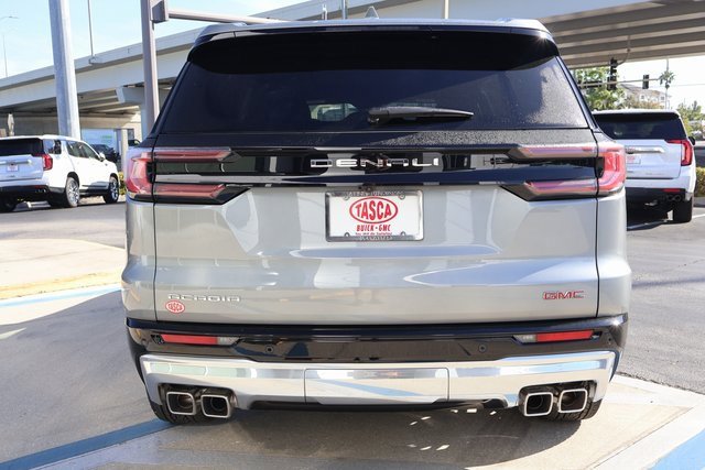 2025 Gmc Acadia Denali photo 4