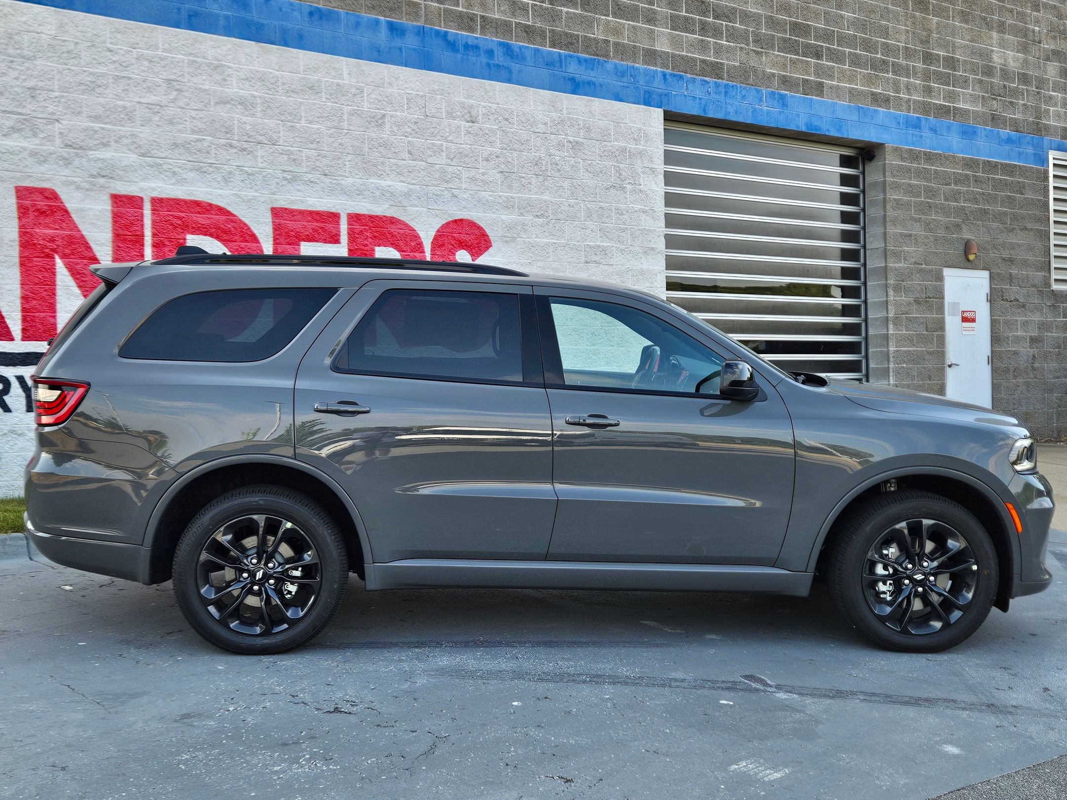 2025 Dodge Durango GT photo 3