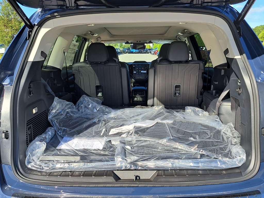 2025 Subaru Ascent Onyx Edition Touring photo 13