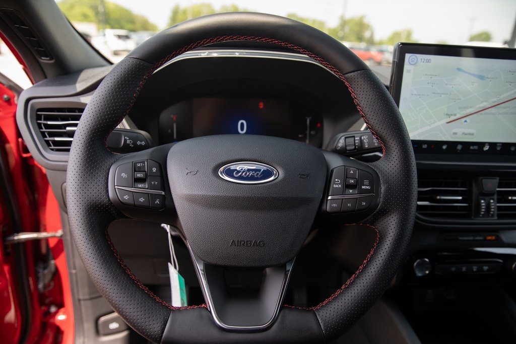 2025 Ford Escape ST-Line photo 25