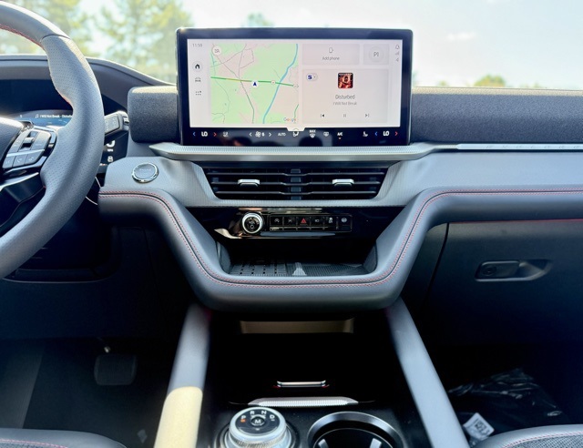 2025 Ford Explorer ST photo 22