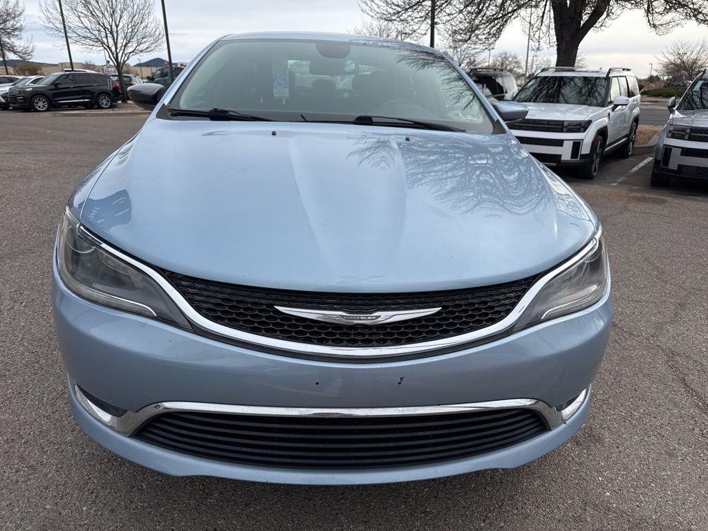 2015 Chrysler 200 Limited photo 3