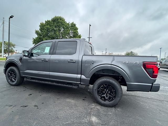 2025 Ford F-150 XLT photo 5