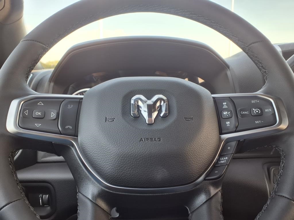 2025 Ram 2500 Big Horn photo 20