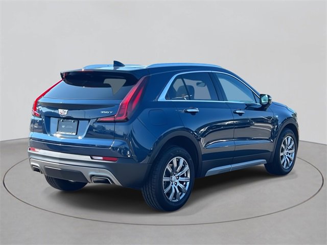 2022 Cadillac XT4 Premium Luxury photo 4