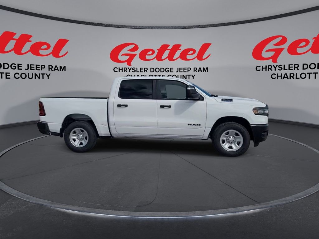 2025 Ram 1500 Tradesman photo 4