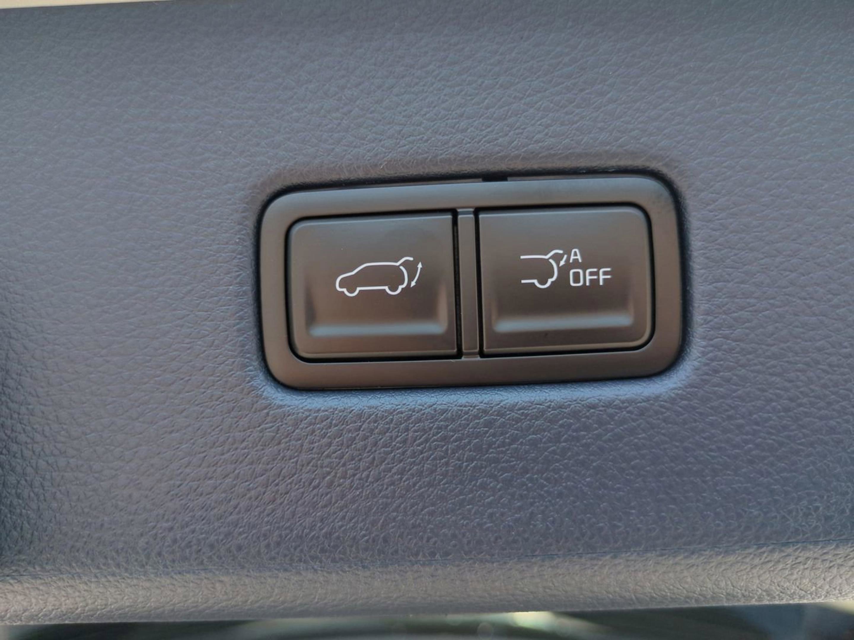 2026 Kia Carnival SX photo 27