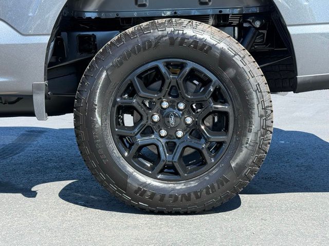 2025 Ford F-150 STX photo 8