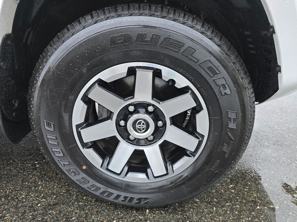 2023 Toyota 4Runner TRD Off-Road Premium photo 7