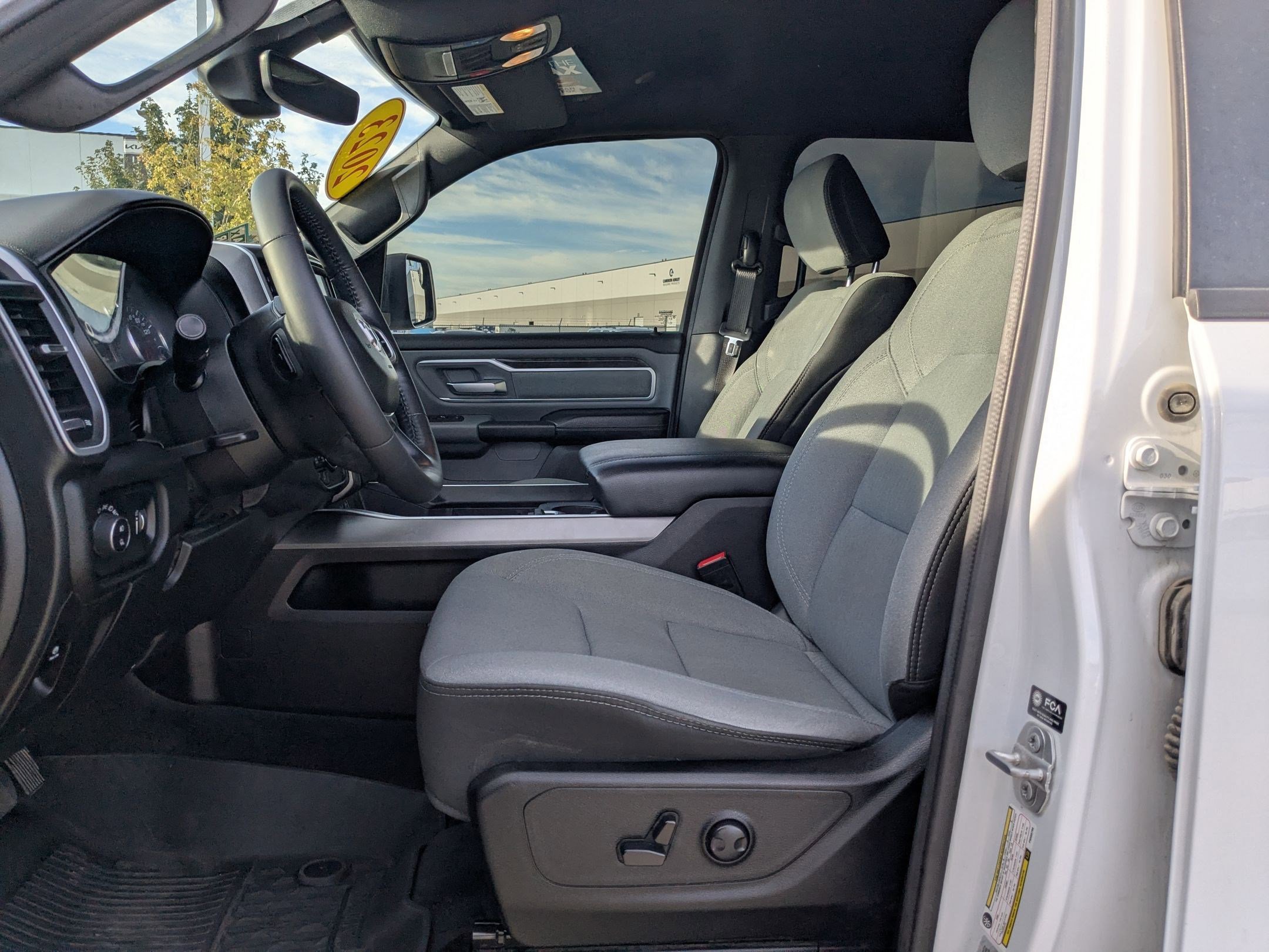 2023 Ram 1500 Big Horn photo 17