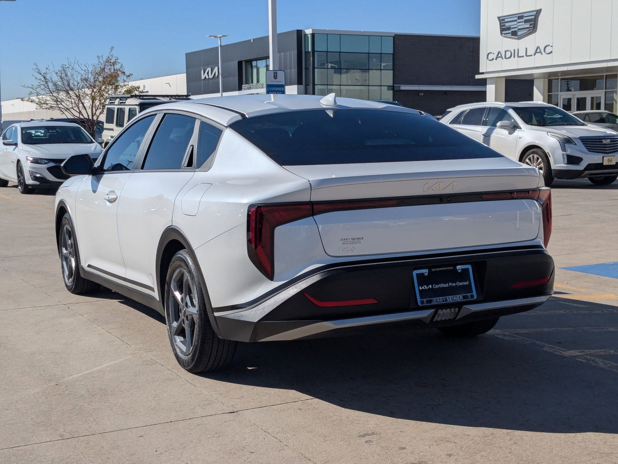 2025 Kia K4 LXS photo 3