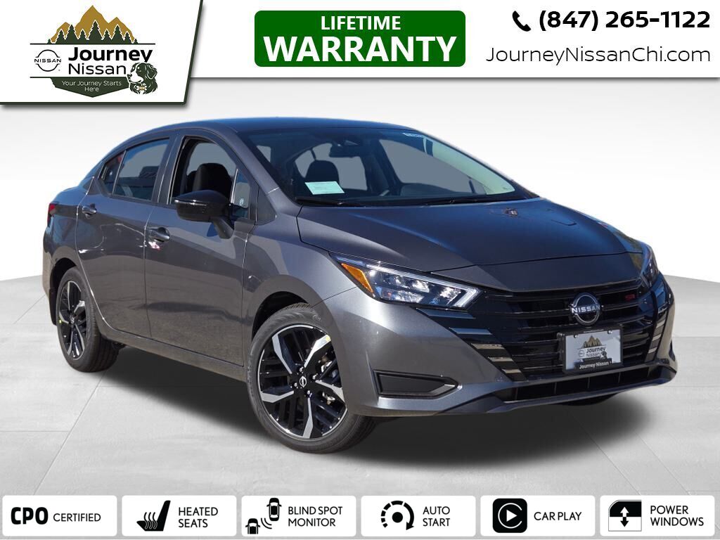 2025 Nissan Versa SR's photo