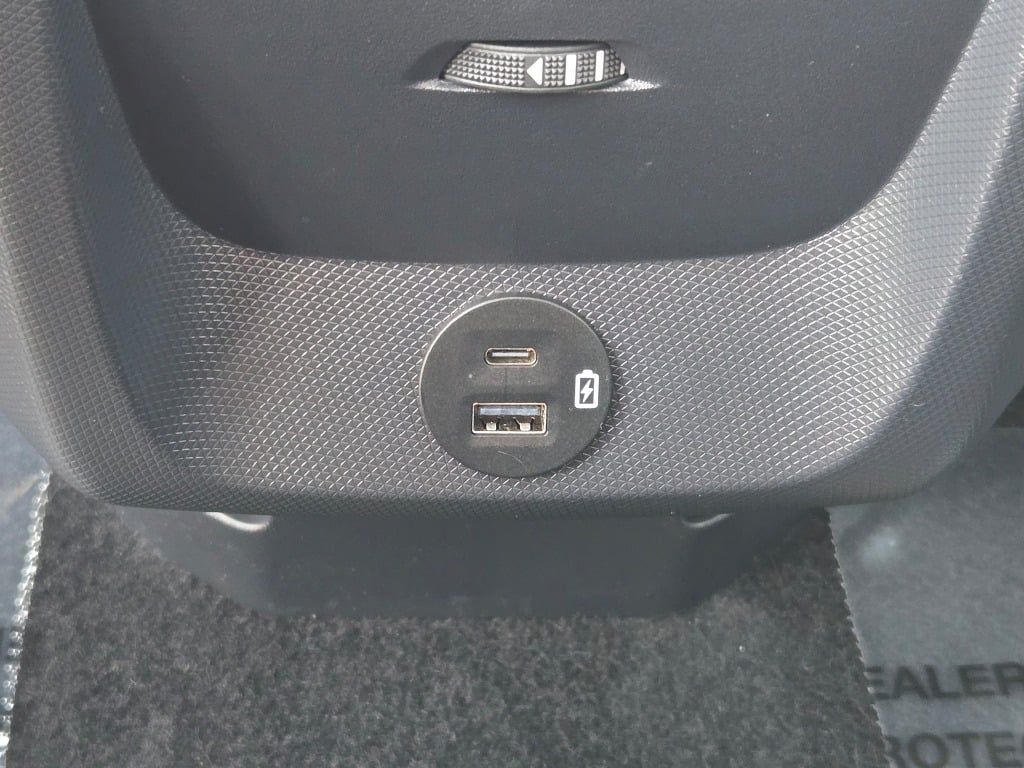 2024 Ford Mustang Mach-E Premium photo 14