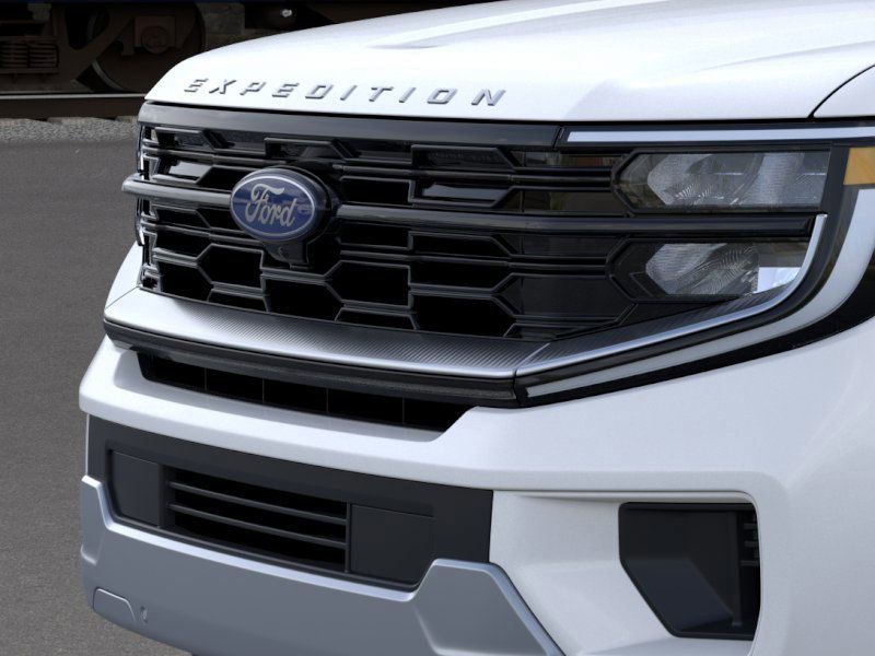 2025 Ford Expedition MAX Platinum photo 13