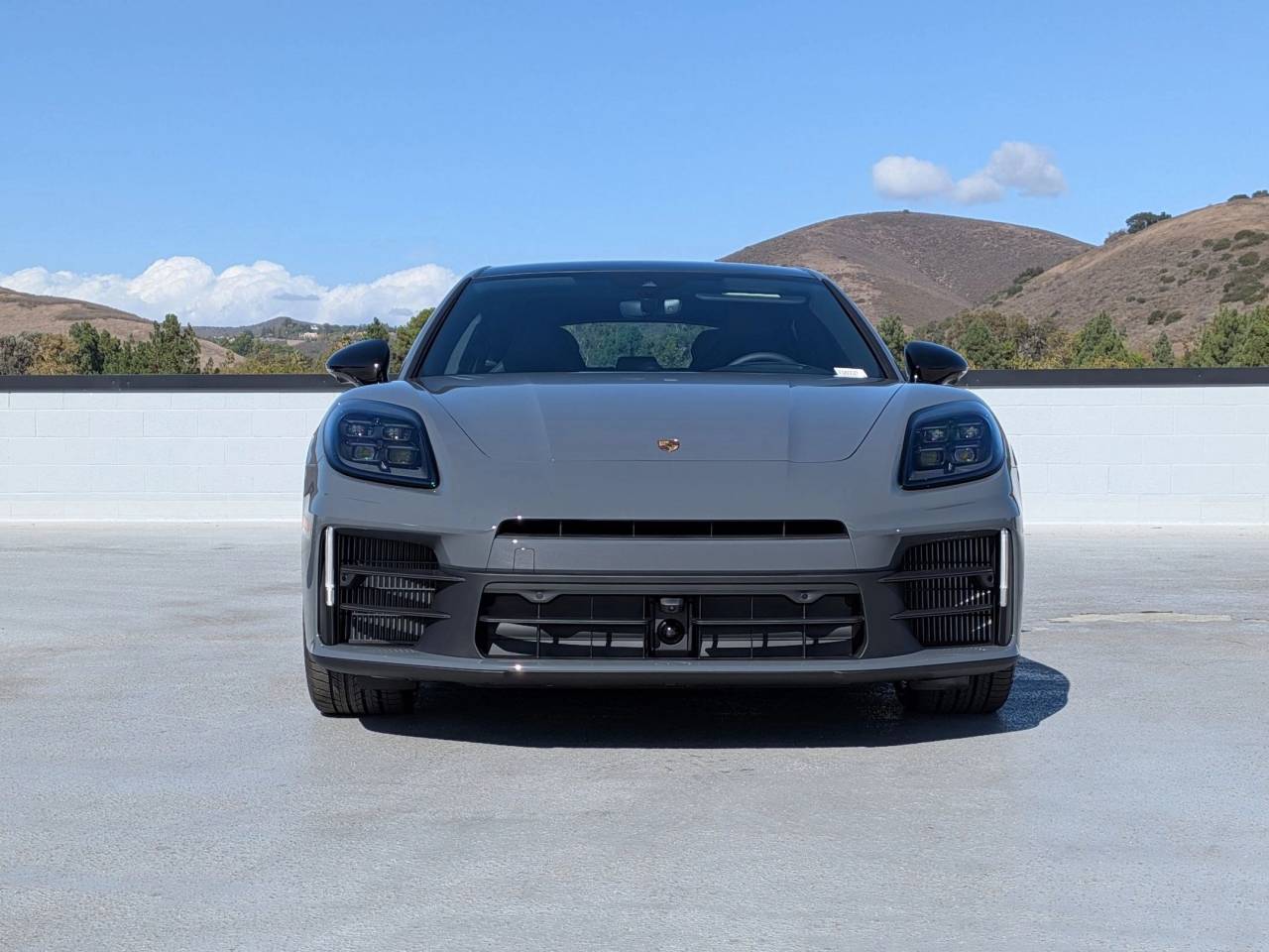 2026 Porsche Panamera E-Hybrid 4 photo 6
