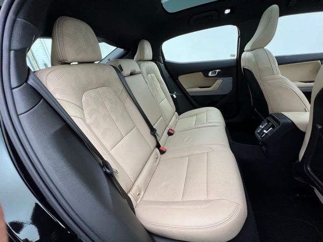 2022 Polestar PS2 e-AWD photo 22