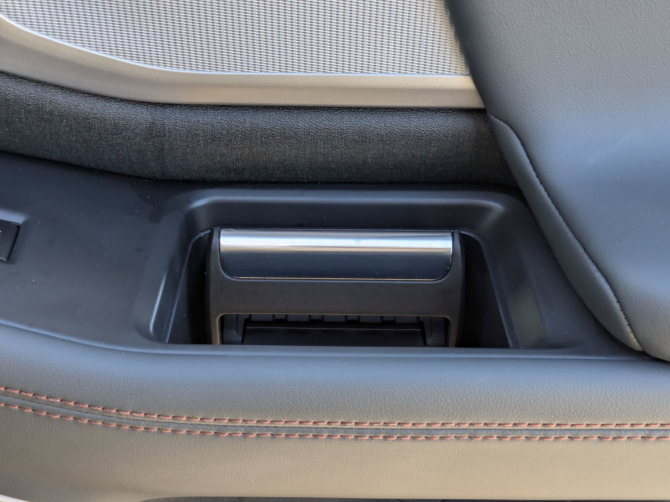 2025 Ford Expedition photo 32