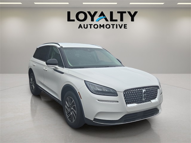 2021 Lincoln Corsair Standard photo 7