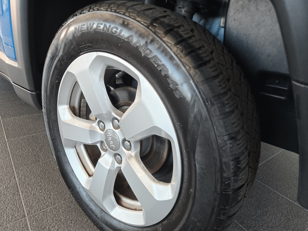 2018 Jeep Compass Latitude photo 11