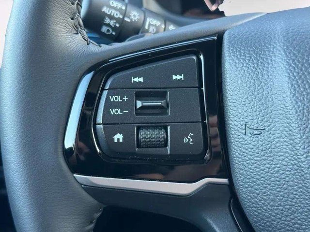 2025 Honda Odyssey Touring photo 18