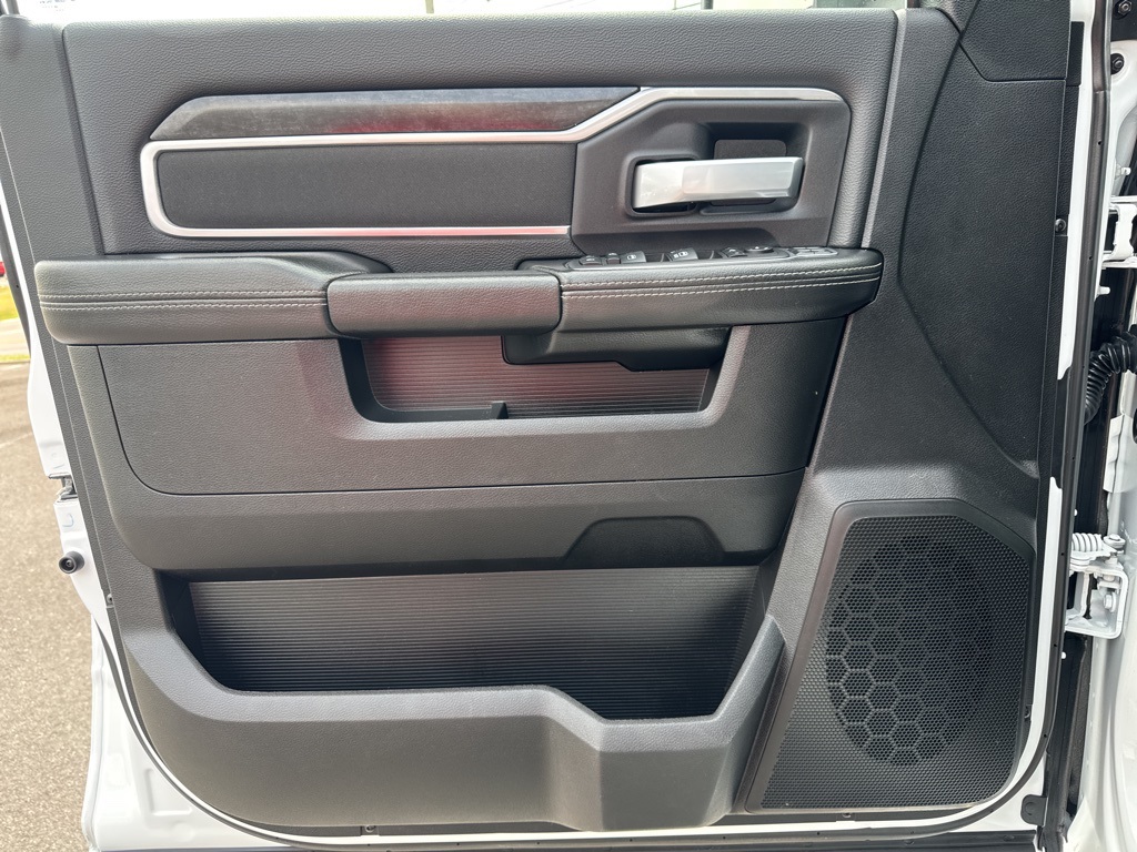 2024 Ram 2500 Big Horn photo 29