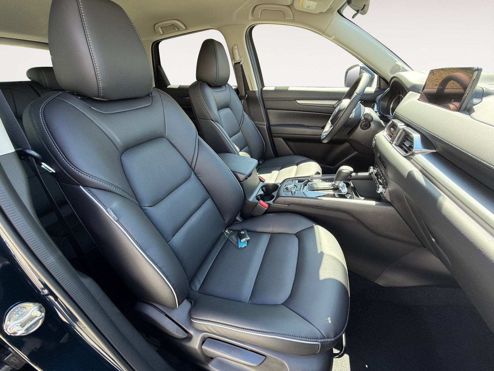 2025 Mazda CX-5 2.5 Select photo 18