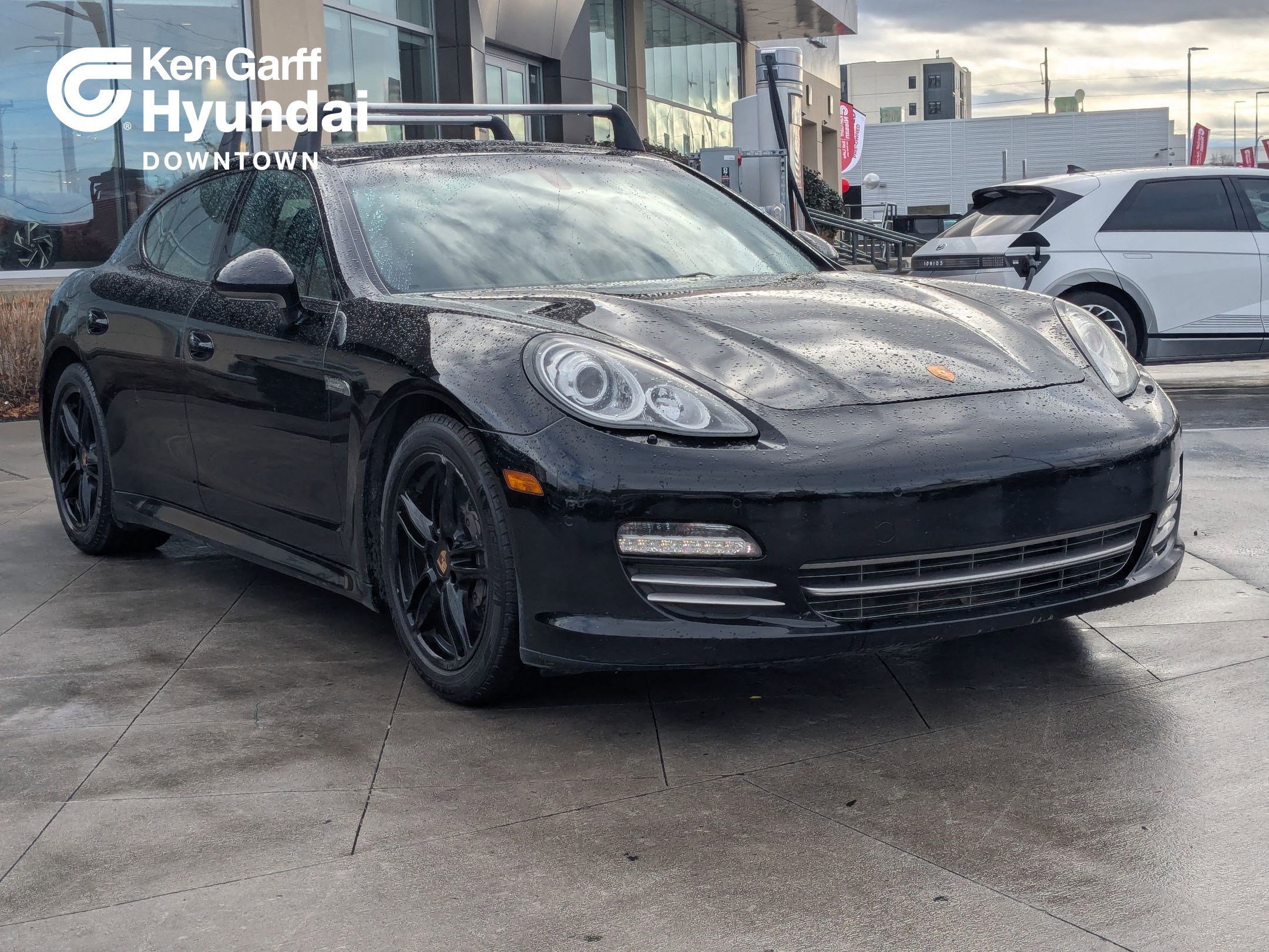 2013 Porsche Panamera Platinum Edition's photo