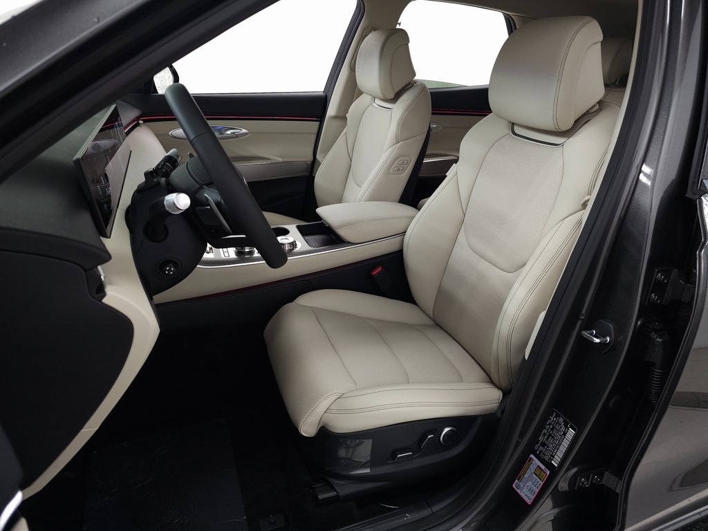 2026 Genesis GV70 2.5T Select photo 7