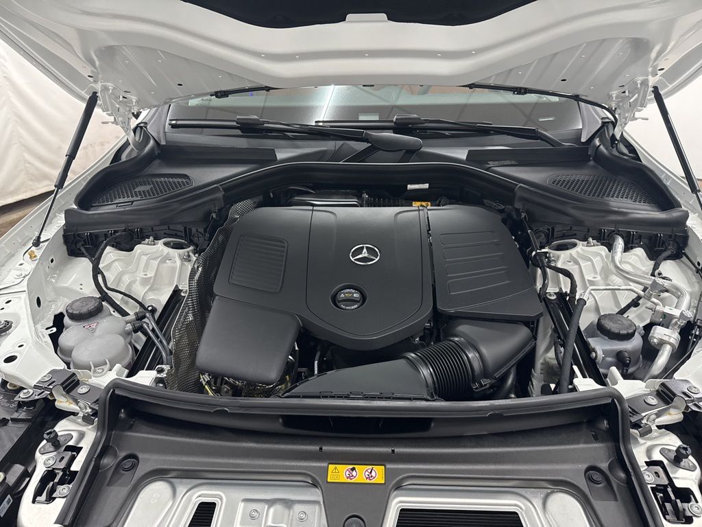 2026 Mercedes Benz GLC 300 photo 28