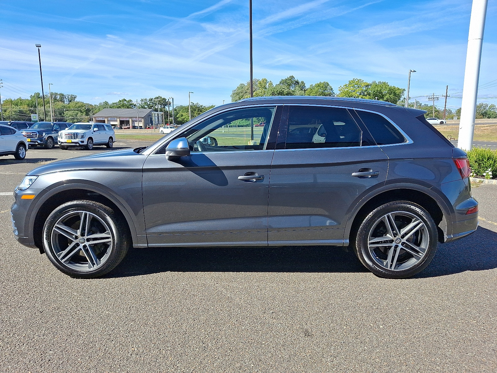 2020 Audi SQ5 Premium photo 3