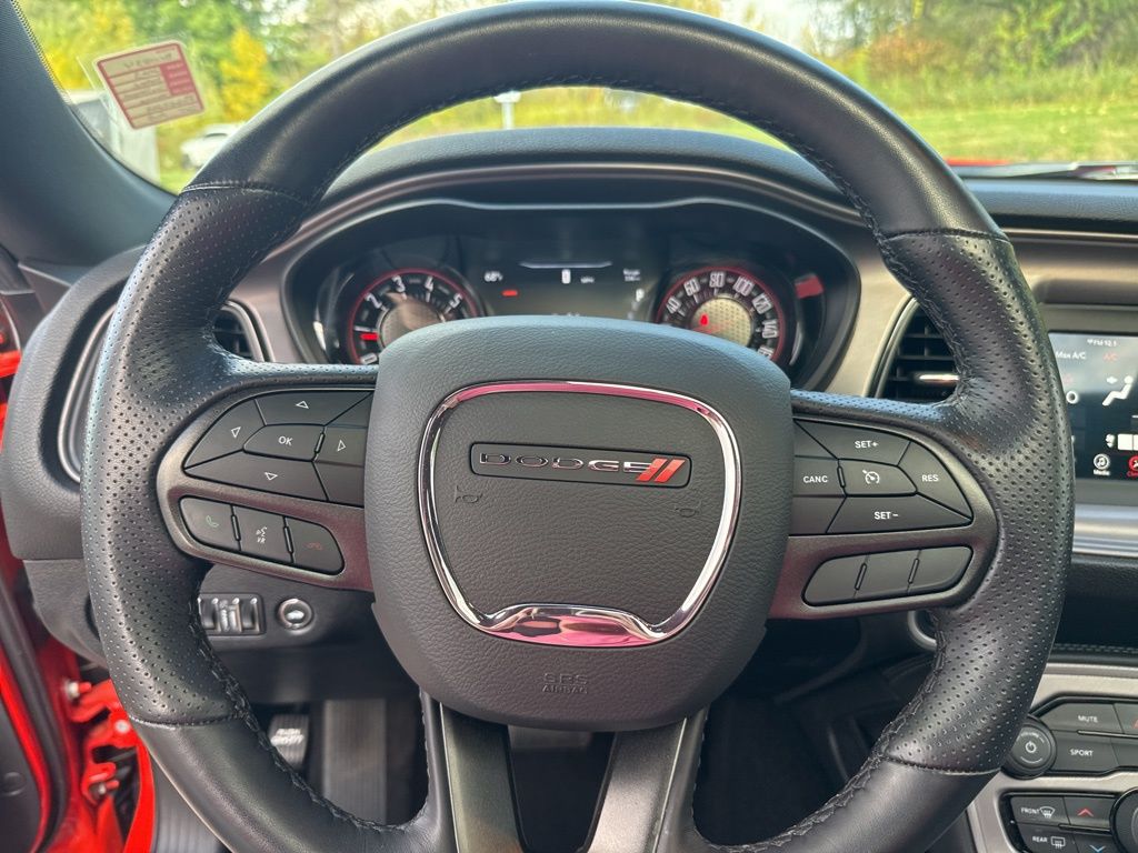 2023 Dodge Challenger SXT photo 18
