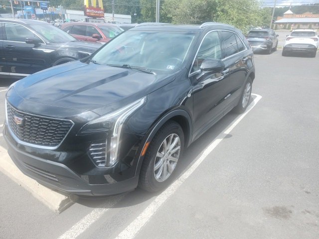2019 Cadillac XT4 Luxury photo 2
