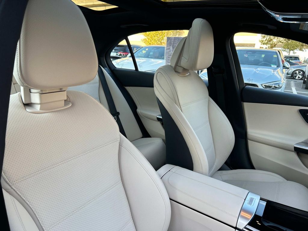 2025 Mercedes Benz C 300 4MATIC photo 21