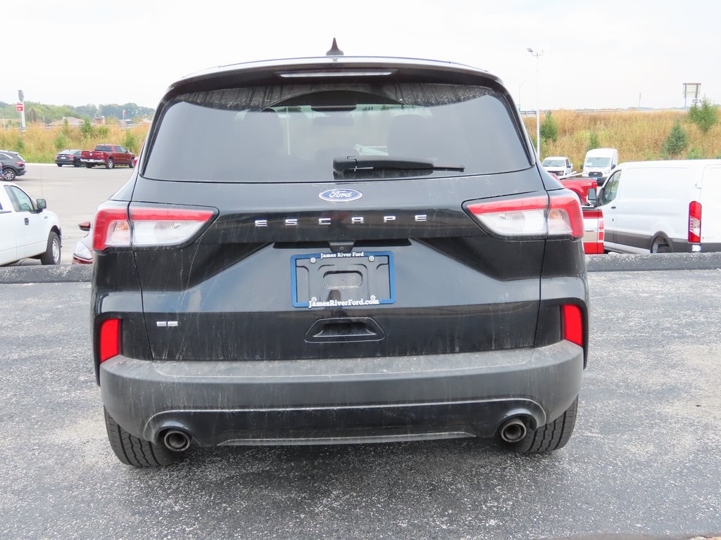 2022 Ford Escape SE photo 13