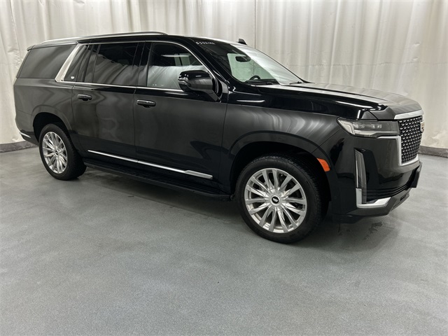 2023 Cadillac Escalade ESV Premium Luxury's photo