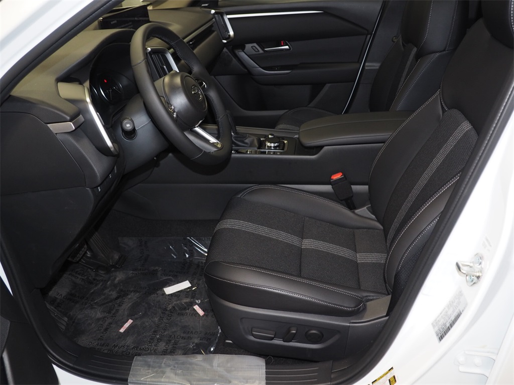 2025 Mazda CX-50 2.5 S Premium photo 4