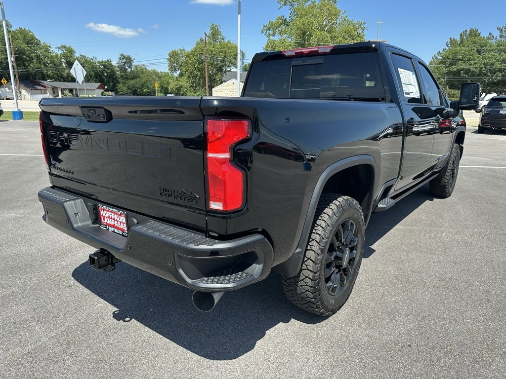 2025 Chevrolet Silverado 2500HD High Country photo 4