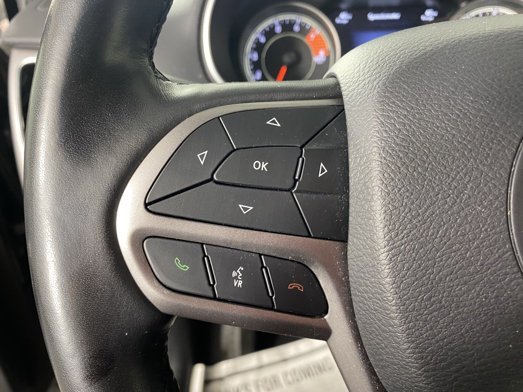 2021 Jeep Cherokee Limited photo 19