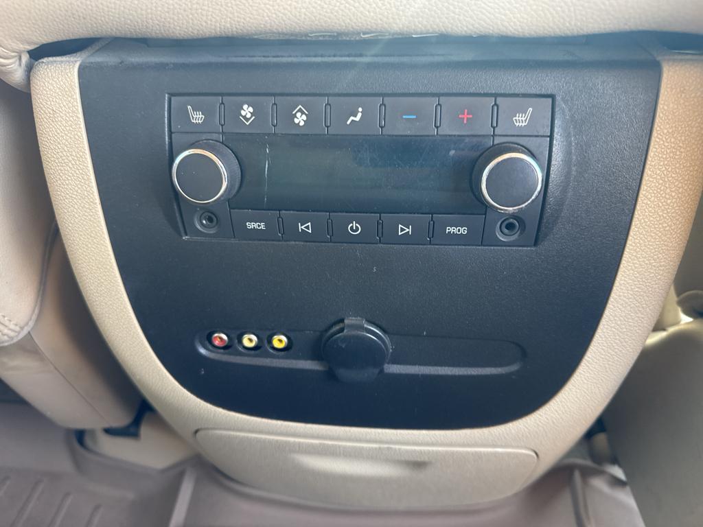 2012 Chevrolet Tahoe LT photo 17
