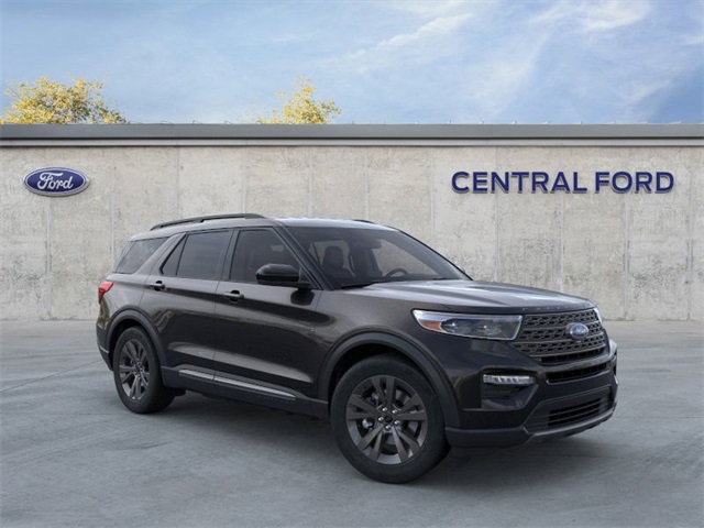 2024 Ford Explorer XLT photo 3